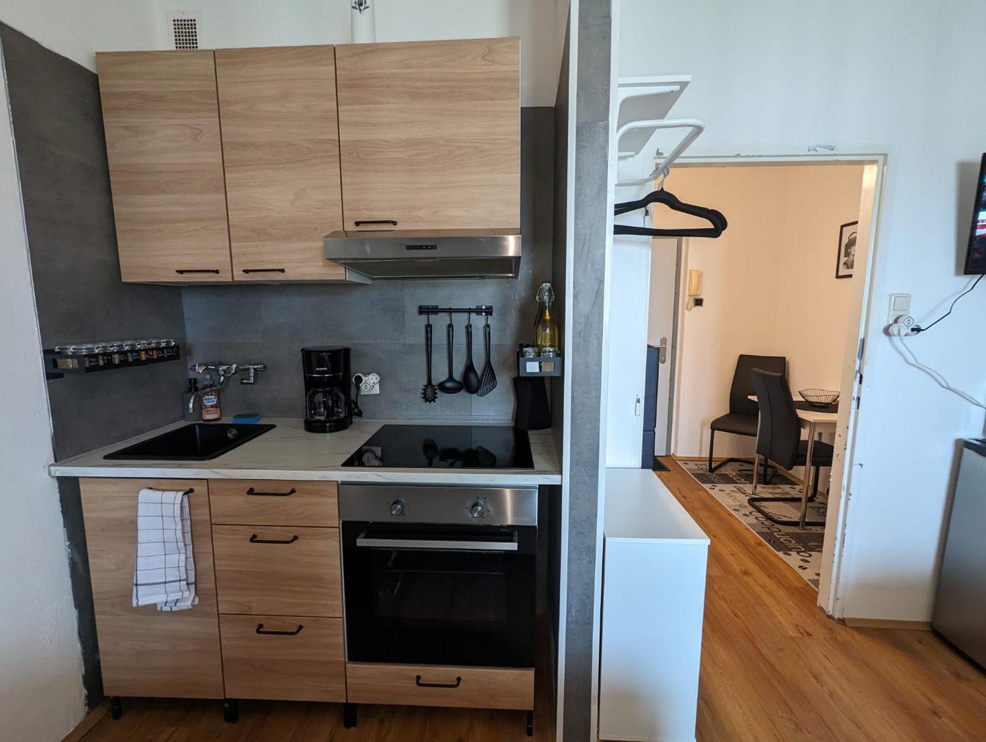 Zentrales Studio-Apartment In Linz, Arbeiter-Hit Exterior foto
